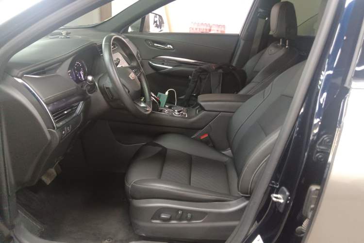 Used Cadillac XT4 2021 28T Two-Wheel Drive Tech Edition Left Front Seat