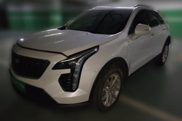 Cadillac XT4 2021 28T Two-Wheel Drive Tech Edition مستعملة