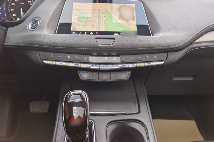 Used Cadillac XT4 2021 28T Two-Wheel Drive Leading Version Audio And AC Panel