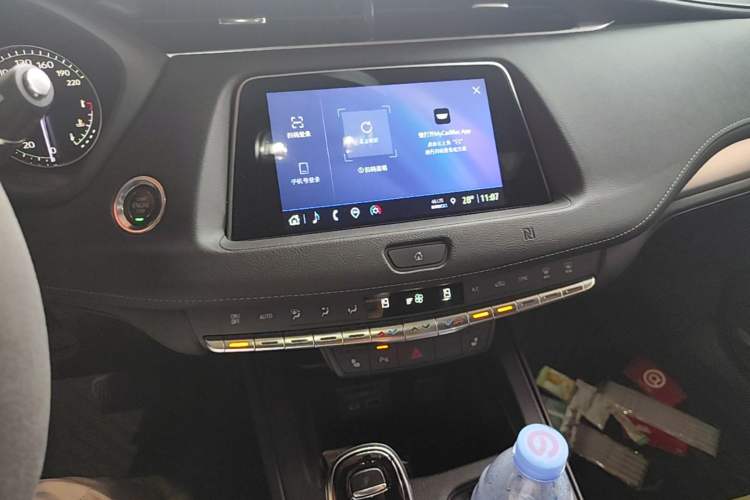 Used Cadillac XT4 2021 28T Two-Wheel Drive Leading Version Audio And AC Panel