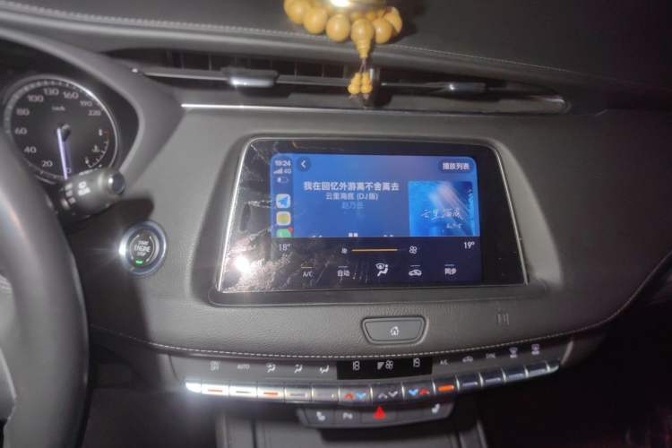 Used Cadillac XT4 2021 28T Two-Wheel Drive Leading Version Audio And AC Panel