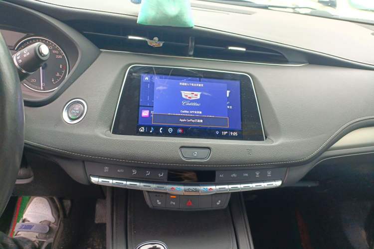 Used Cadillac XT4 2021 28T Two-Wheel Drive Leading Version Audio And AC Panel