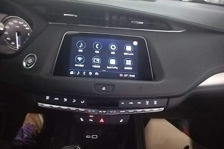 Used Cadillac XT4 2021 28T Two-Wheel Drive Leading Version Audio And AC Panel