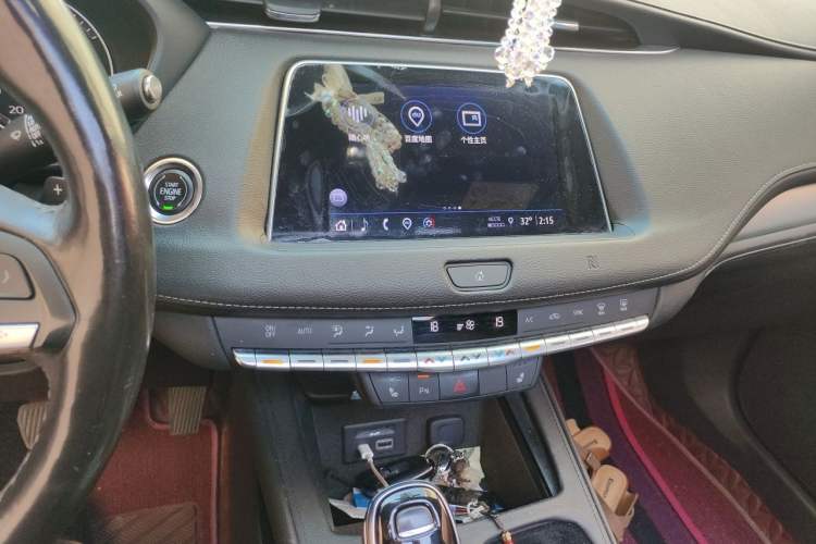 Used Cadillac XT4 2021 28T Two-Wheel Drive Leading Version Audio And AC Panel