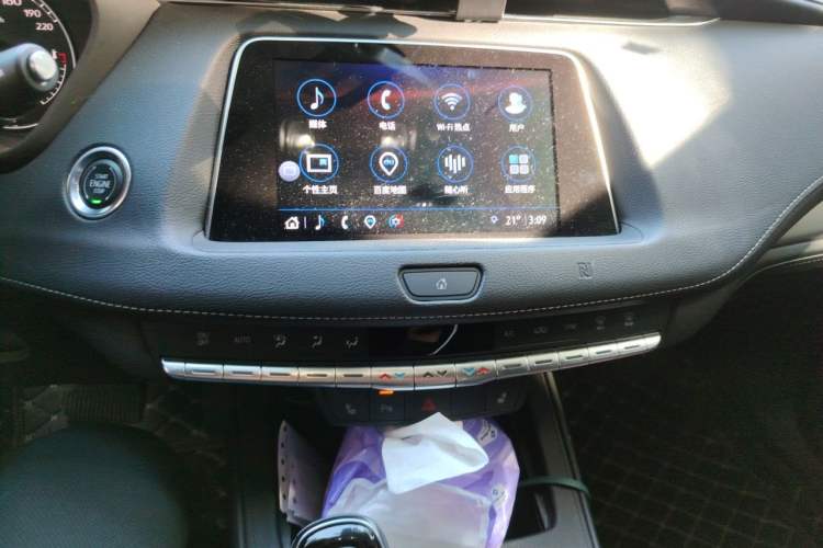 Used Cadillac XT4 2021 28T Two-Wheel Drive Leading Version Audio And AC Panel