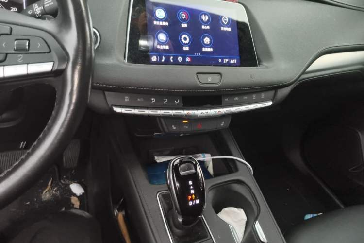 Used Cadillac XT4 2021 28T Two-Wheel Drive Leading Version Audio And AC Panel
