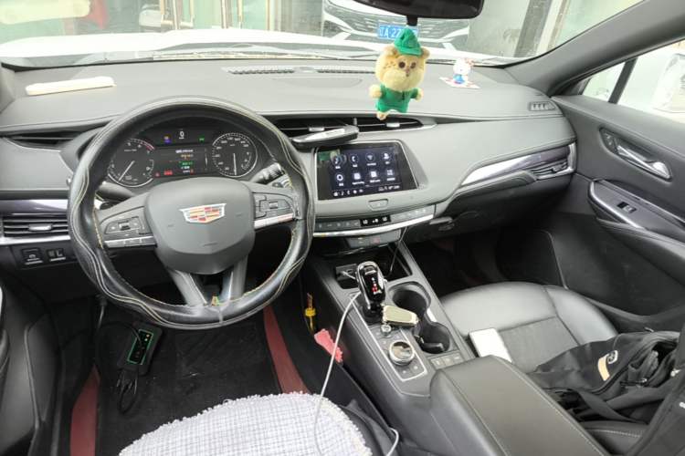 Used Cadillac XT4 2021 28T Two-Wheel Drive Tech Edition Audio And AC Panel