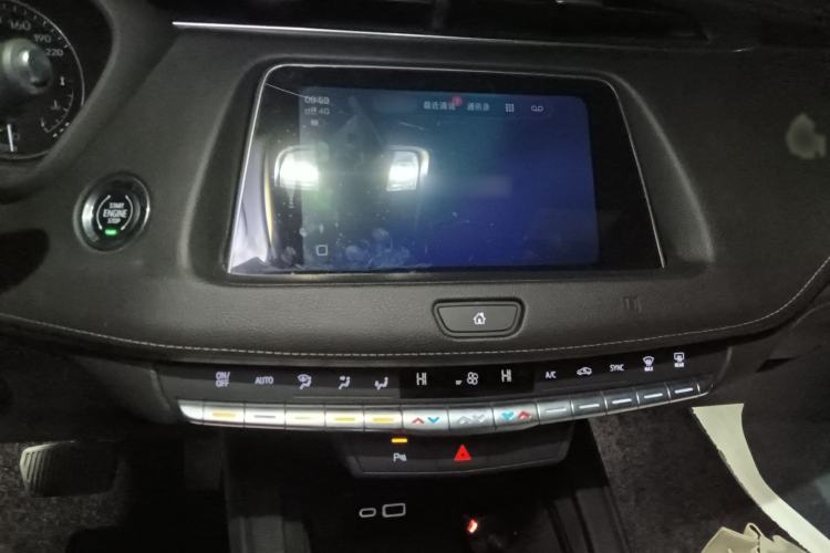Used Cadillac XT4 2021 28T Two-Wheel Drive Tech Edition Audio And AC Panel