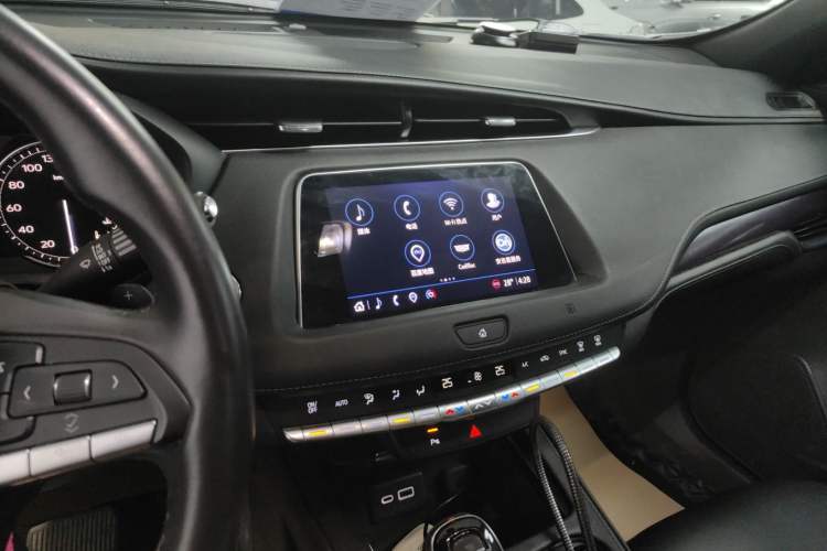 Used Cadillac XT4 2021 28T Two-Wheel Drive Tech Edition Audio And AC Panel