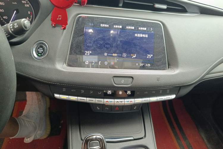 Used Cadillac XT4 2021 28T Two-Wheel Drive Luxury Version Audio And AC Panel
