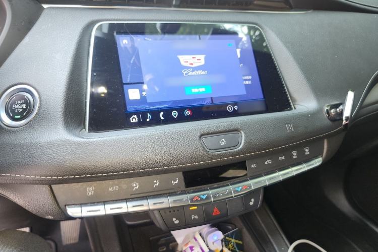 Used Cadillac XT4 2021 28T Two-Wheel Drive Luxury Version Audio And AC Panel