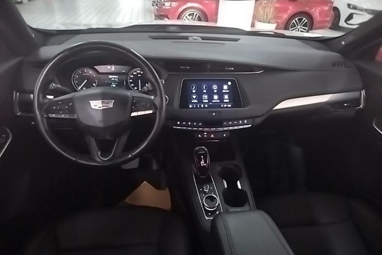 Used Cadillac XT4 2021 28T Two-Wheel Drive Leading Version Center Console