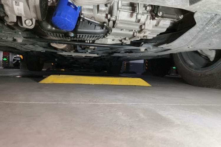 Used Cadillac XT4 2021 28T Two-Wheel Drive Leading Version Chassis Front