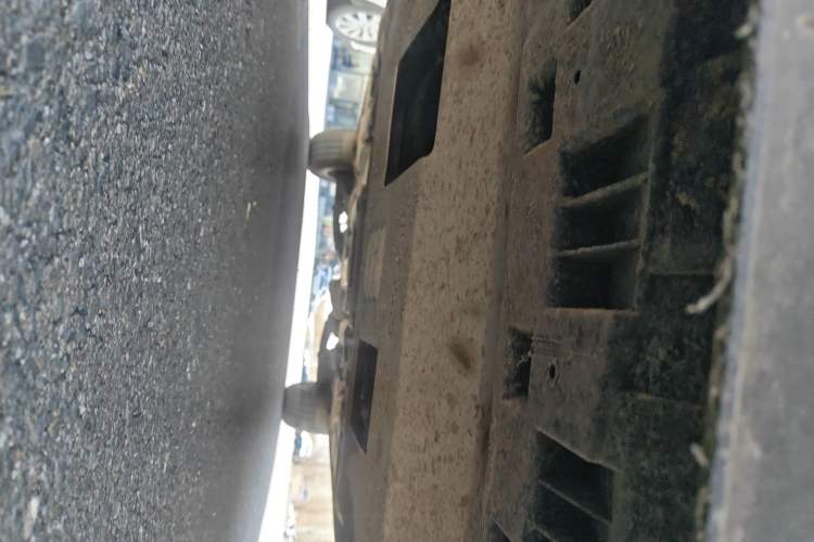 Used Cadillac XT4 2021 28T Two-Wheel Drive Luxury Version Chassis Front