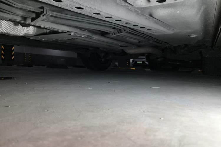 Used Cadillac XT4 2021 28T Two-Wheel Drive Leading Version Chassis Front Left