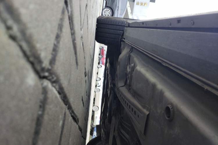 Used Cadillac XT4 2021 28T Two-Wheel Drive Leading Version Chassis Front Left
