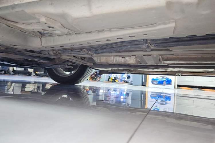 Used Cadillac XT4 2021 28T Two-Wheel Drive Tech Edition Chassis Front Left