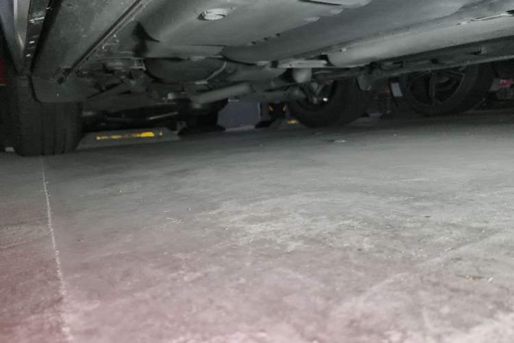 Used Cadillac XT4 2021 28T Two-Wheel Drive Leading Version Chassis Front Right