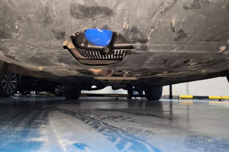 Used Cadillac XT4 2021 28T Two-Wheel Drive Luxury Version Chassis Front
