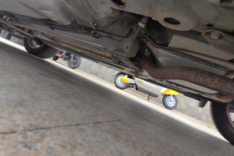 Used Cadillac XT4 2021 28T Two-Wheel Drive Tech Edition Chassis Rear Left