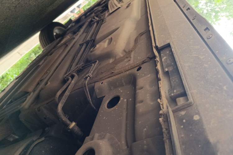 Used Cadillac XT4 2021 28T Two-Wheel Drive Tech Edition Chassis Rear Left