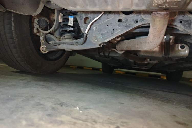 Used Cadillac XT4 2021 28T Two-Wheel Drive Luxury Version Chassis Rear Left