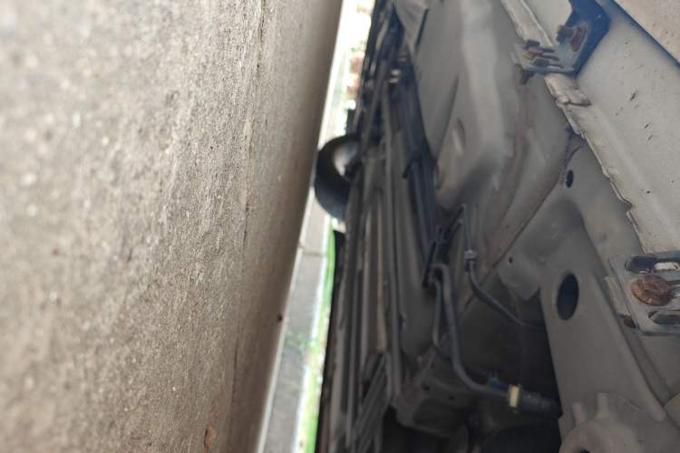 Used Cadillac XT4 2021 28T Two-Wheel Drive Tech Edition Chassis Rear Left