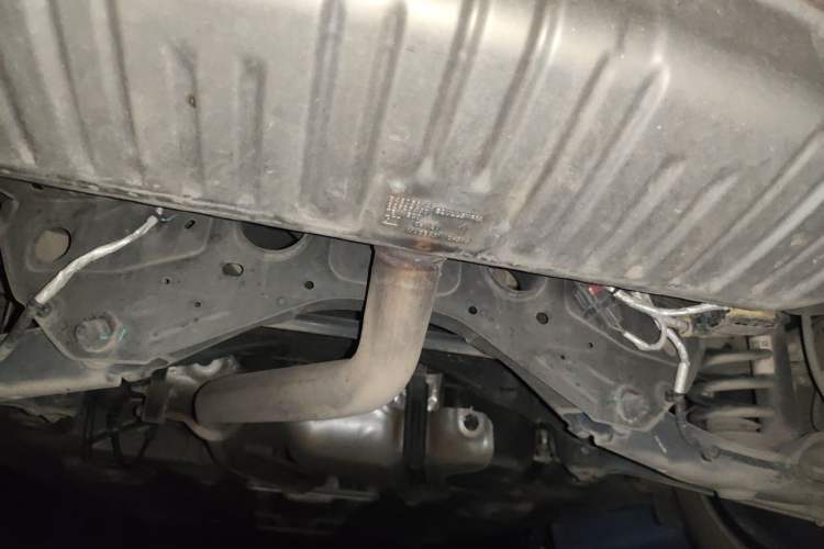 Used Cadillac XT4 2021 28T Two-Wheel Drive Leading Version Chassis Rear