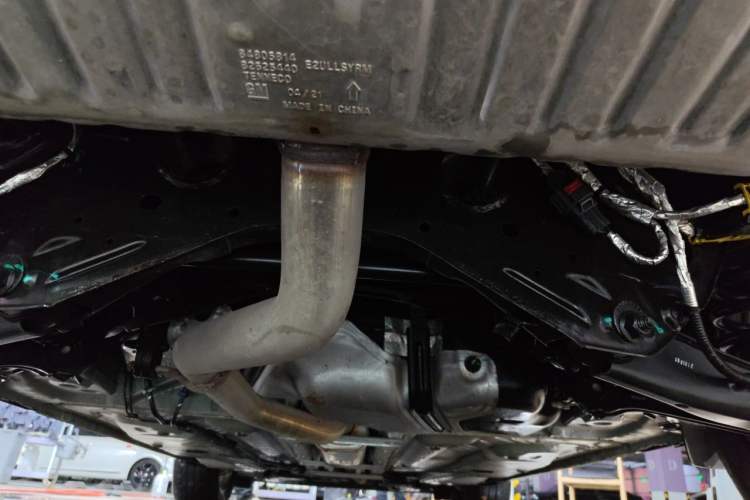 Used Cadillac XT4 2021 28T Two-Wheel Drive Tech Edition Chassis Rear