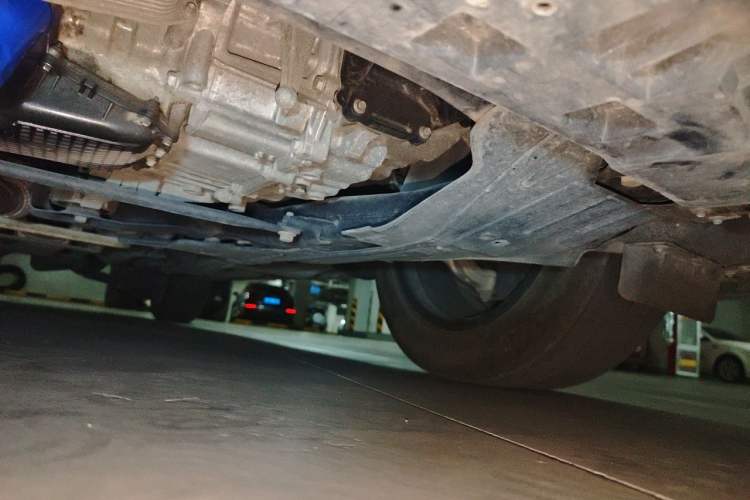 Used Cadillac XT4 2021 28T Two-Wheel Drive Luxury Version Chassis Rear Right