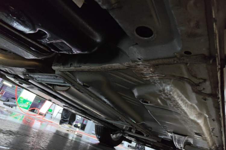 Used Cadillac XT4 2021 28T Two-Wheel Drive Tech Edition Chassis Rear Right