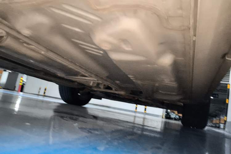 Used Cadillac XT4 2021 28T Two-Wheel Drive Luxury Version Chassis Rear Right