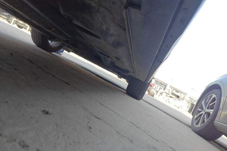 Used Cadillac XT4 2021 28T Two-Wheel Drive Tech Edition Chassis Rear Right