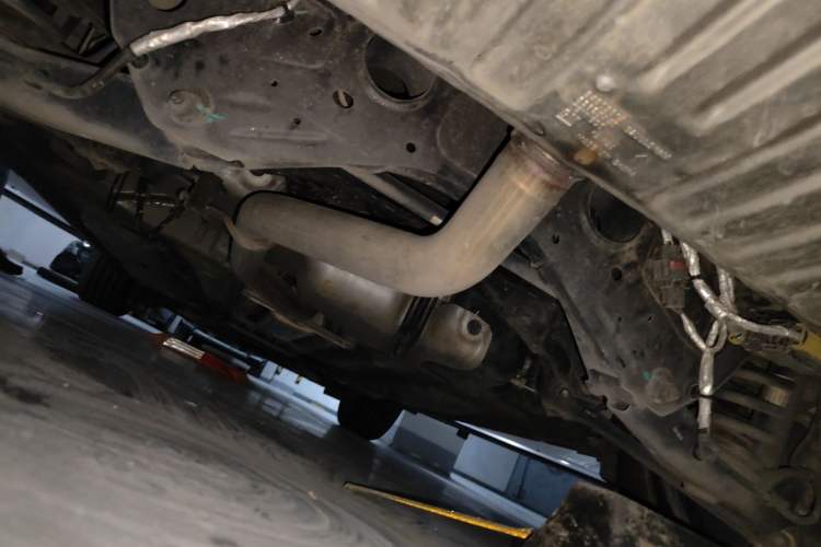 Used Cadillac XT4 2021 28T Two-Wheel Drive Leading Version Chassis Rear