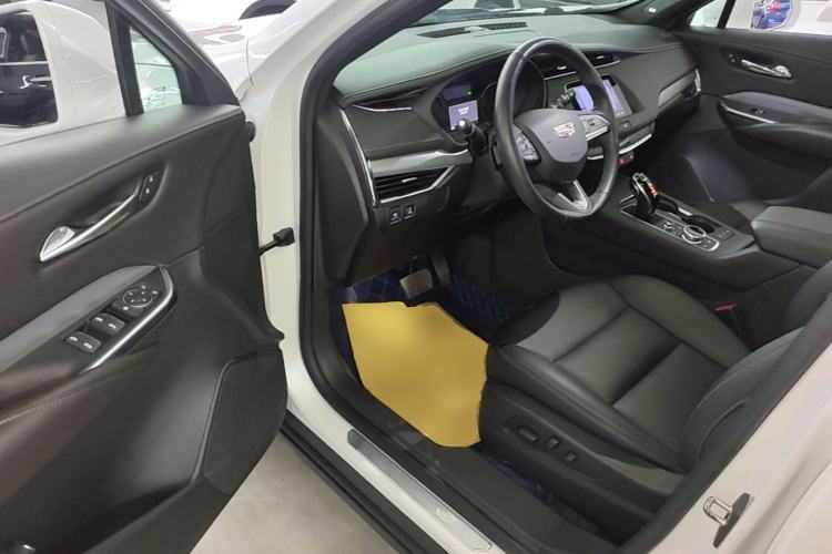 Used Cadillac XT4 2021 28T Two-Wheel Drive Leading Version Driver Seat