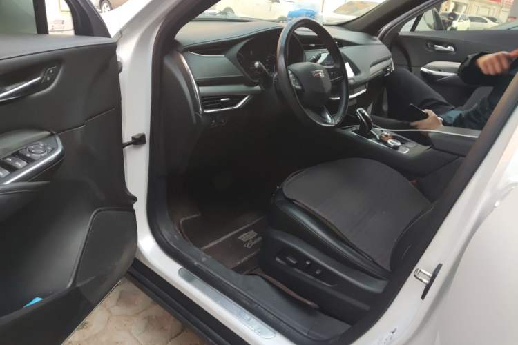 Used Cadillac XT4 2021 28T Two-Wheel Drive Luxury Version Driver Seat