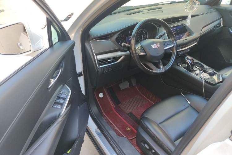 Used Cadillac XT4 2021 28T Two-Wheel Drive Leading Version Driver Seat