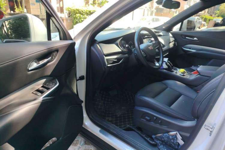 Used Cadillac XT4 2021 28T Two-Wheel Drive Leading Version Driver Seat