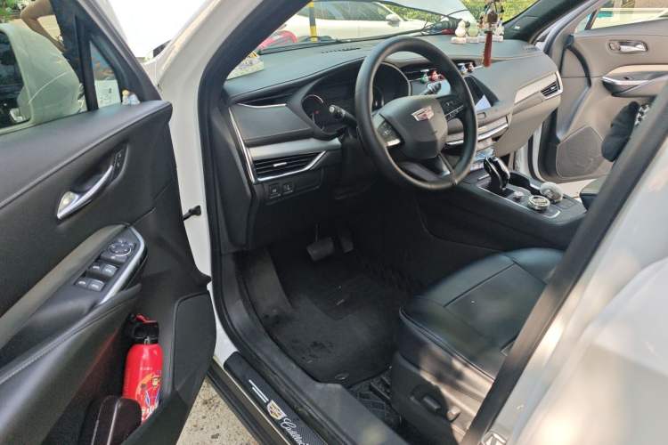 Used Cadillac XT4 2021 28T Two-Wheel Drive Luxury Version Driver Seat