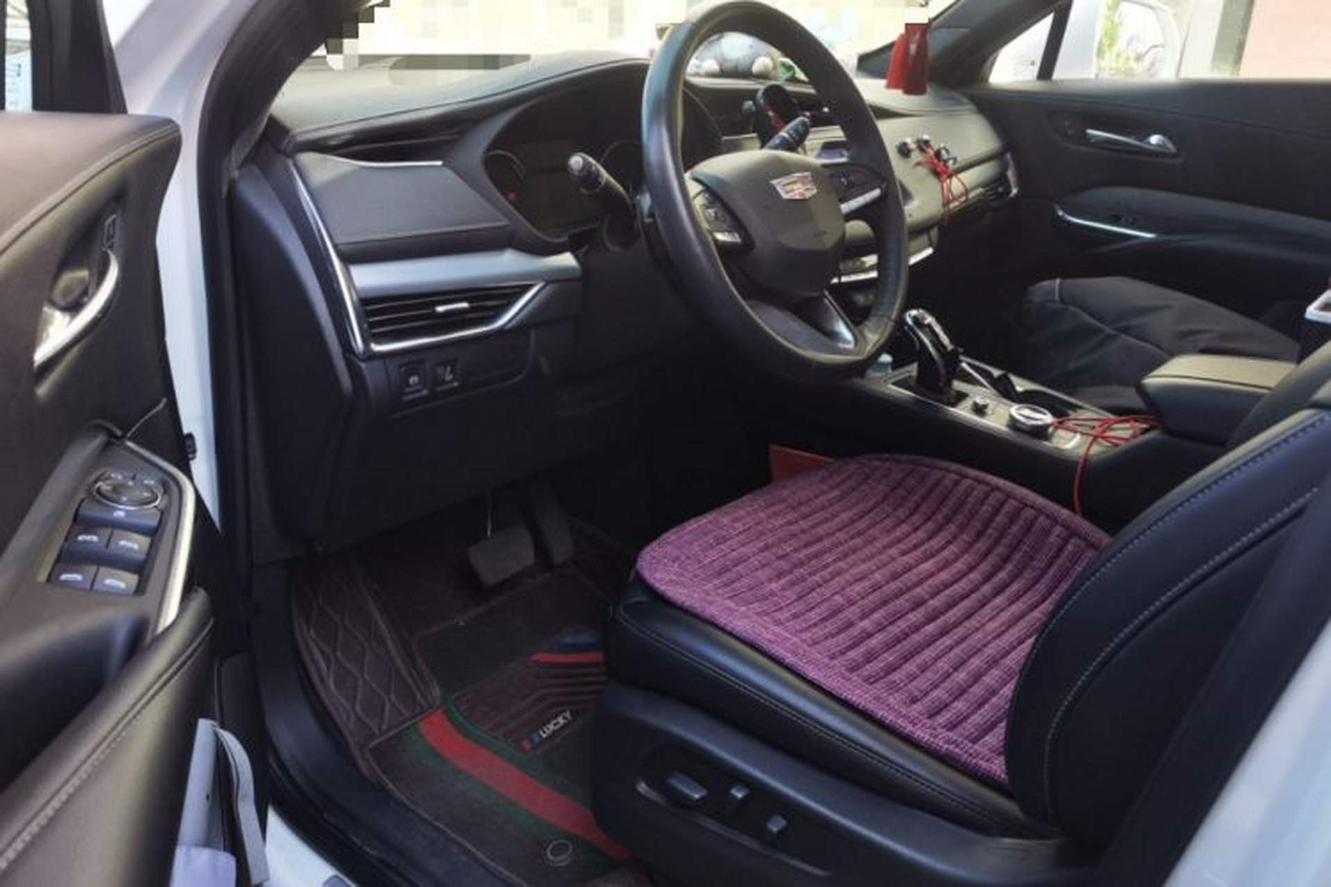 Used Cadillac XT4 2021 28T Two-Wheel Drive Leading Version Driver Seat