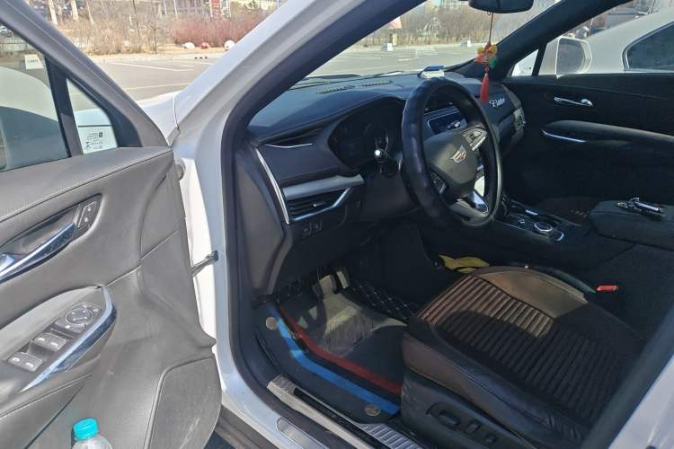 Used Cadillac XT4 2021 28T Two-Wheel Drive Luxury Version Driver Seat