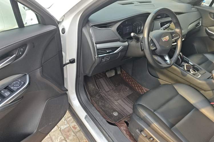 Used Cadillac XT4 2021 28T Two-Wheel Drive Leading Version Driver Seat