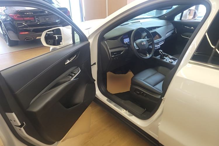 Used Cadillac XT4 2021 28T Two-Wheel Drive Leading Version Driver Seat