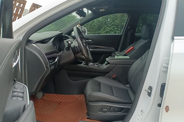 Used Cadillac XT4 2021 28T Two-Wheel Drive Tech Edition Driver Seat