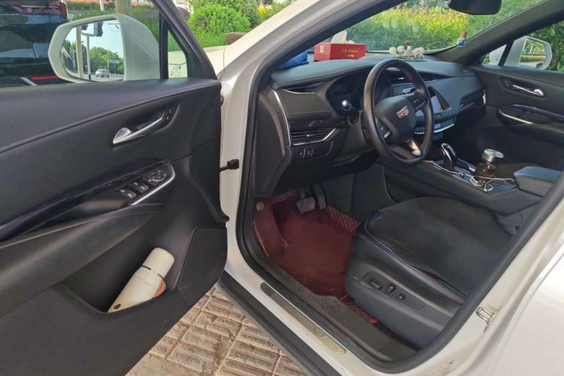 Used Cadillac XT4 2021 28T Two-Wheel Drive Tech Edition Driver Seat