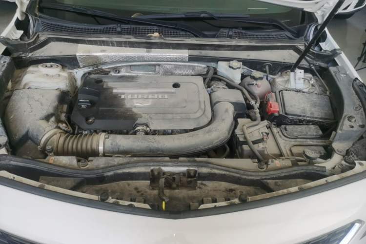 Used Cadillac XT4 2021 28T Two-Wheel Drive Tech Edition Engine Bay