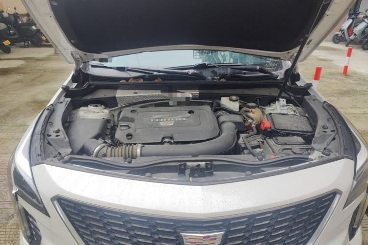 Used Cadillac XT4 2021 28T Two-Wheel Drive Tech Edition Engine Bay