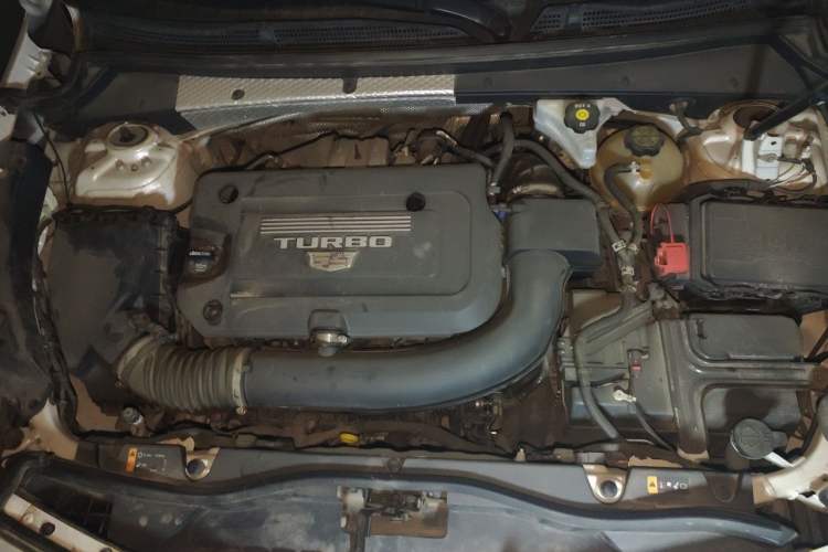 Used Cadillac XT4 2021 28T Two-Wheel Drive Luxury Version Engine Bay