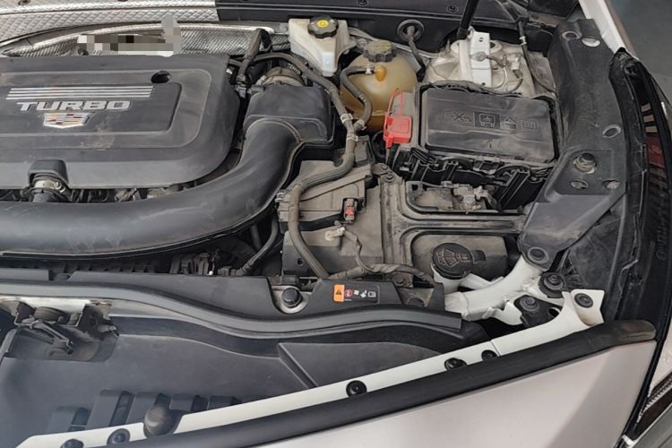 Used Cadillac XT4 2021 28T Two-Wheel Drive Leading Version Engine Bay Left