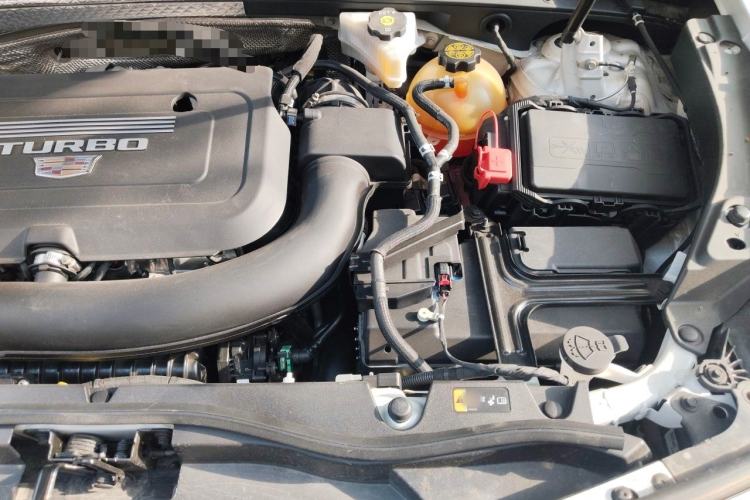 Used Cadillac XT4 2021 28T Two-Wheel Drive Luxury Version Engine Bay Left